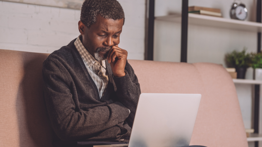 Självhjälpsprogrammen är baserade på KBT och IPT och deltagarna fick kontinuerlig kontakt med en behandlare under studiens gång. Foto: Shutterstock